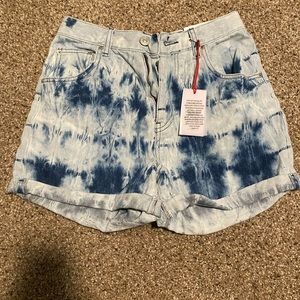 NWT; Urban Outfitters mom shorts